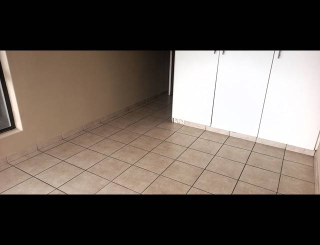2 bed property for sale in WINKLESPRUIT